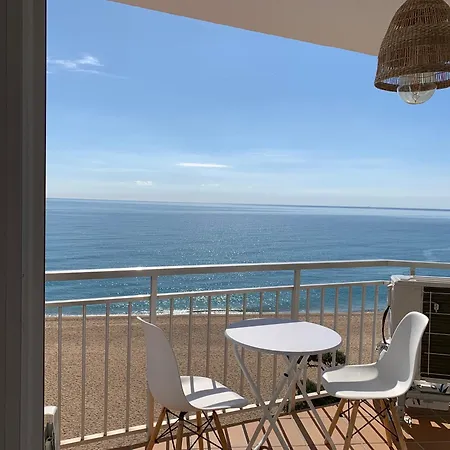 شقة A Primera Linea De Mar En Playa De Aro بلاتجا ذارو